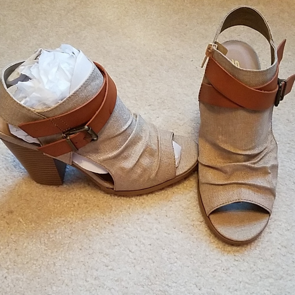Cut out booties